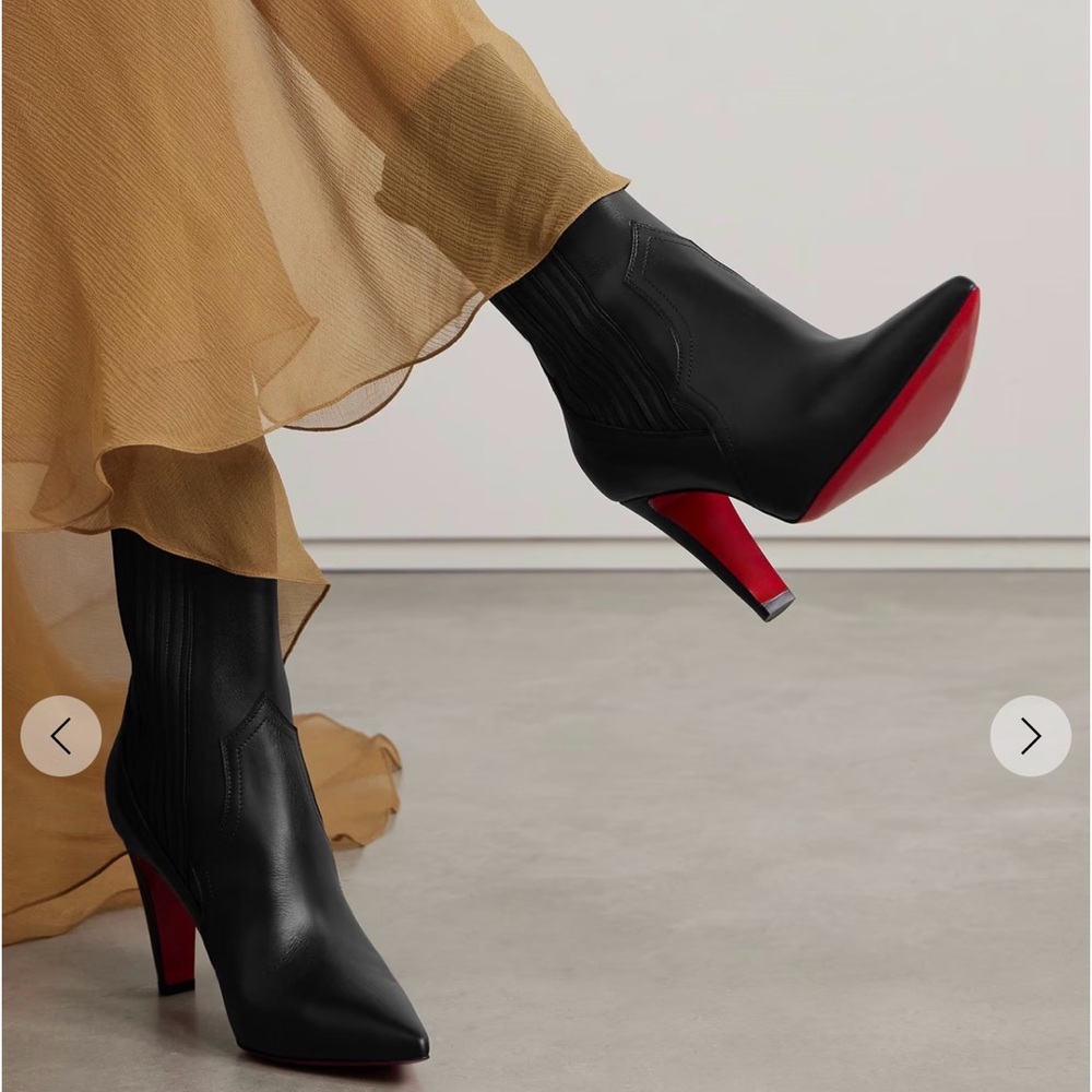 Christian Louboutin Santiago 85 Black Leather Pointed Ankle Booties 8.5 39